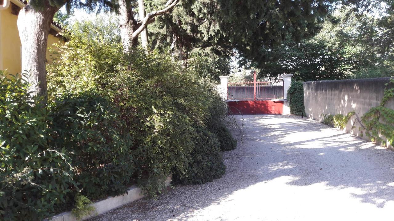 Bed and Breakfast Bastide Sainte Agnes Carpentras Exterior foto
